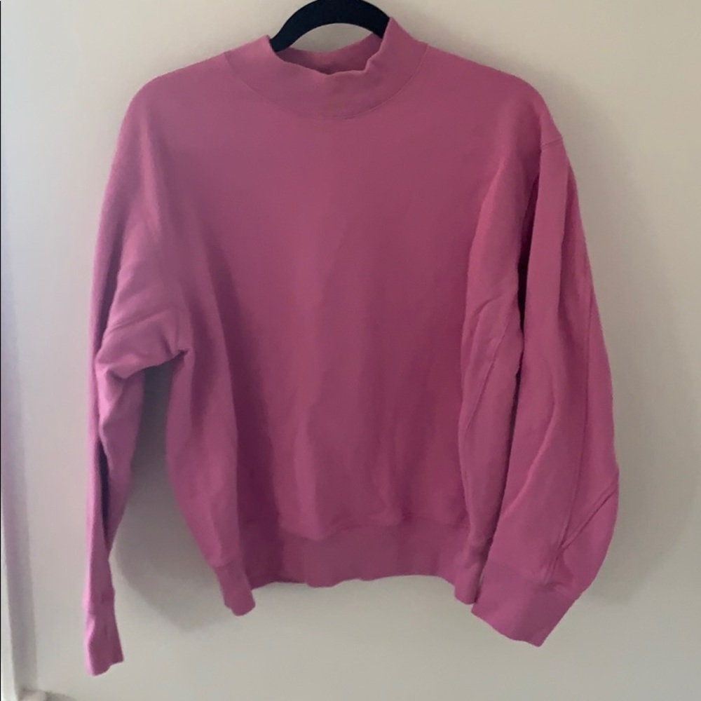 Uniqlo Mock Neck Sweatshirt - Medium